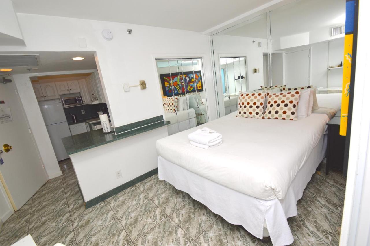 Collins Apartments By Design Suites Miami Beach Esterno foto