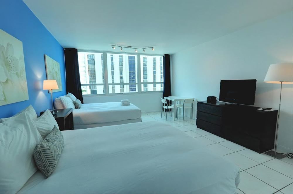 Collins Apartments By Design Suites Miami Beach Esterno foto